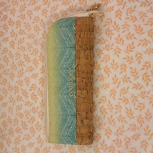 Ecotools makeup travel brush holder organizer